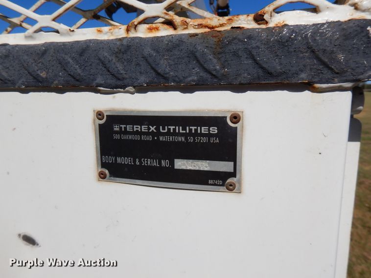 image for item FW9764 2010 Freightliner Business Class M2  bucket truck