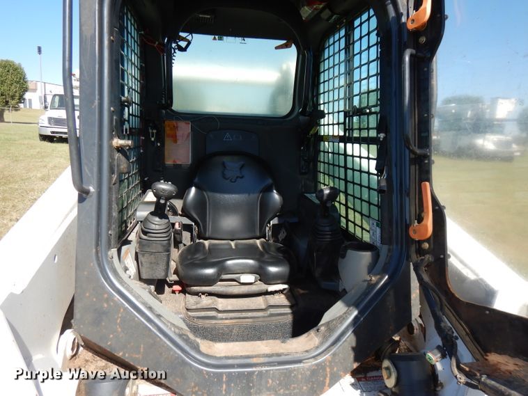 image for item FW9767 2015 Bobcat T870  tracked skid steer loader