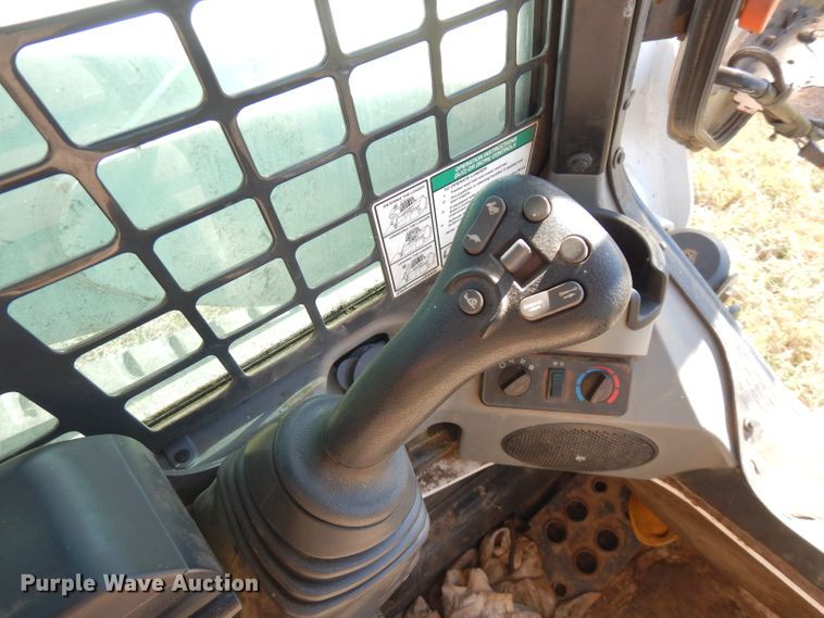 image for item FW9767 2015 Bobcat T870  tracked skid steer loader