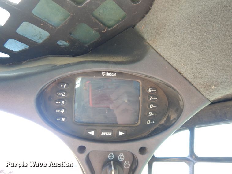 image for item FW9767 2015 Bobcat T870  tracked skid steer loader