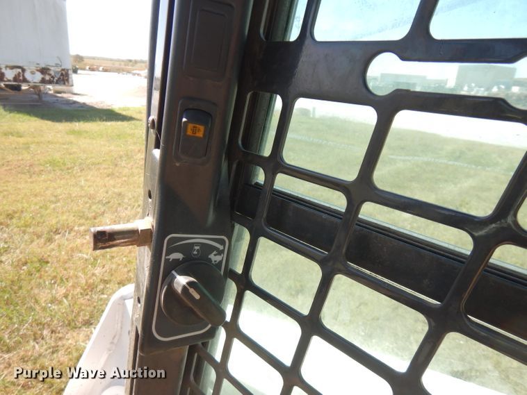 image for item FW9767 2015 Bobcat T870  tracked skid steer loader