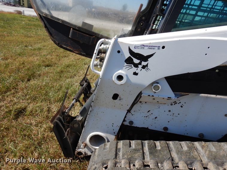 image for item FW9767 2015 Bobcat T870  tracked skid steer loader