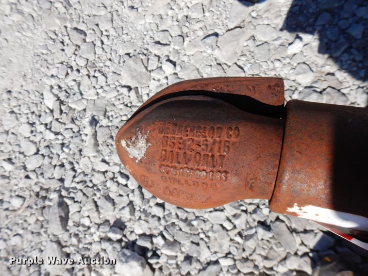 image for item FW9769 2004 Vermeer BC1000XL wood chipper