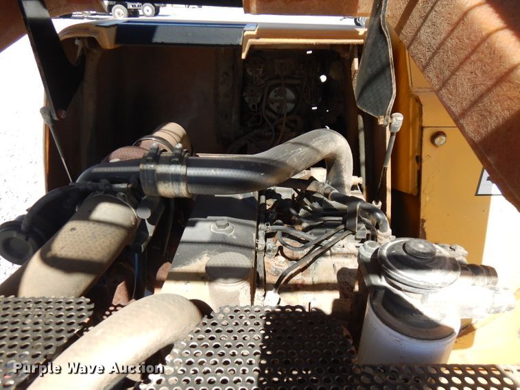 image for item FW9769 2004 Vermeer BC1000XL wood chipper