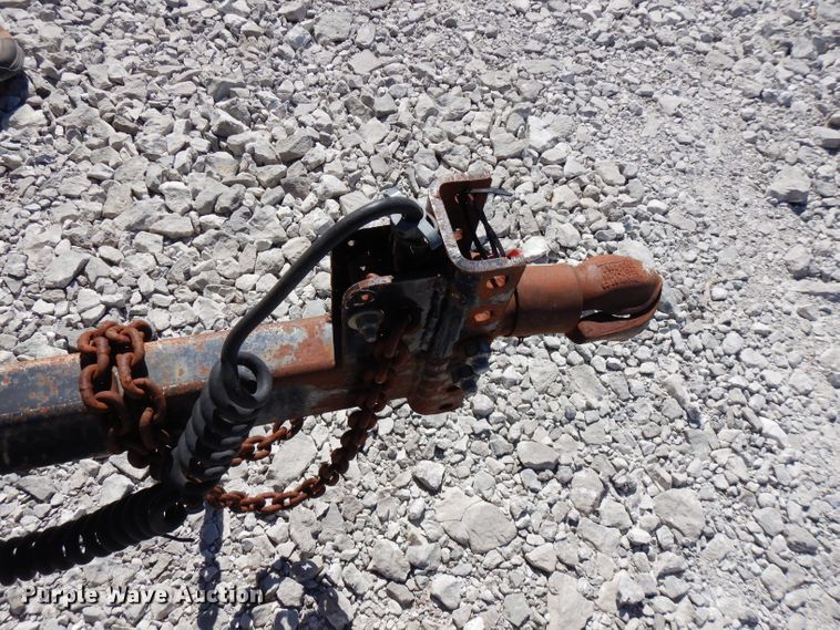 image for item FW9769 2004 Vermeer BC1000XL wood chipper