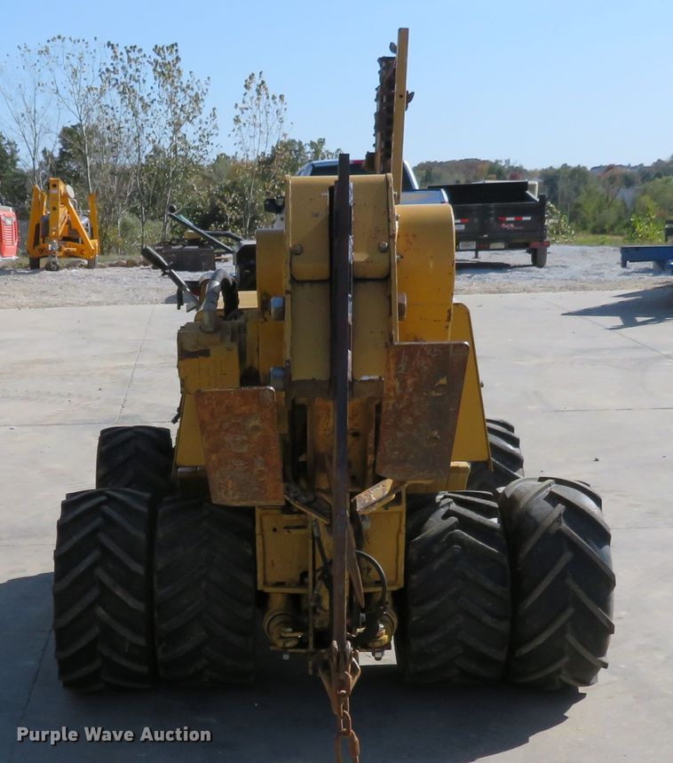 image for item GI9232 2014 Vermeer LM42  cable plow