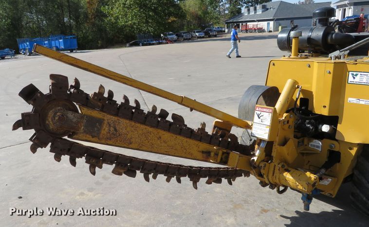 image for item GI9232 2014 Vermeer LM42  cable plow