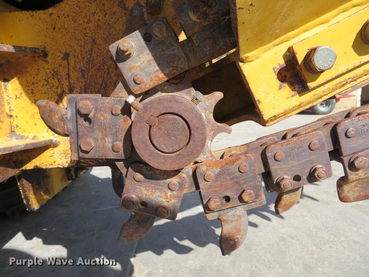 image for item GI9232 2014 Vermeer LM42  cable plow