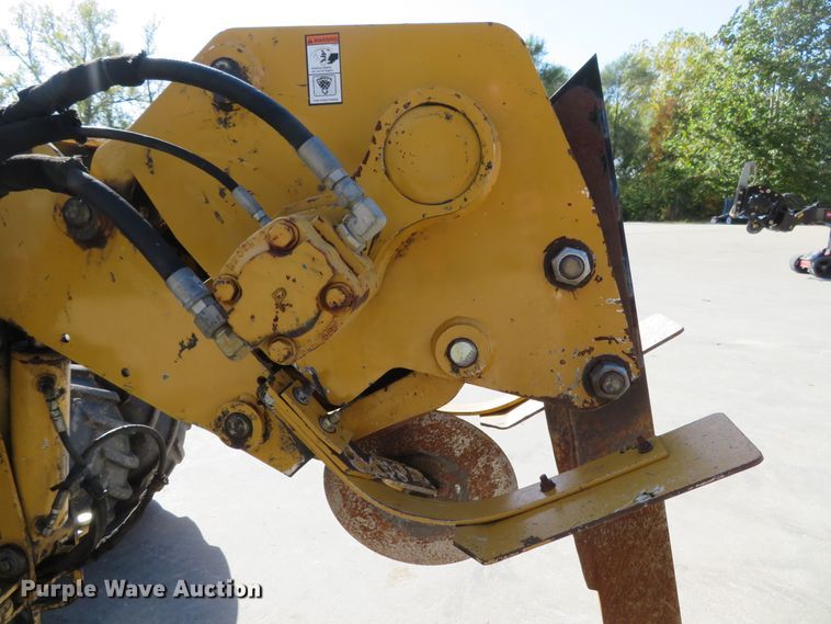 image for item GI9232 2014 Vermeer LM42  cable plow