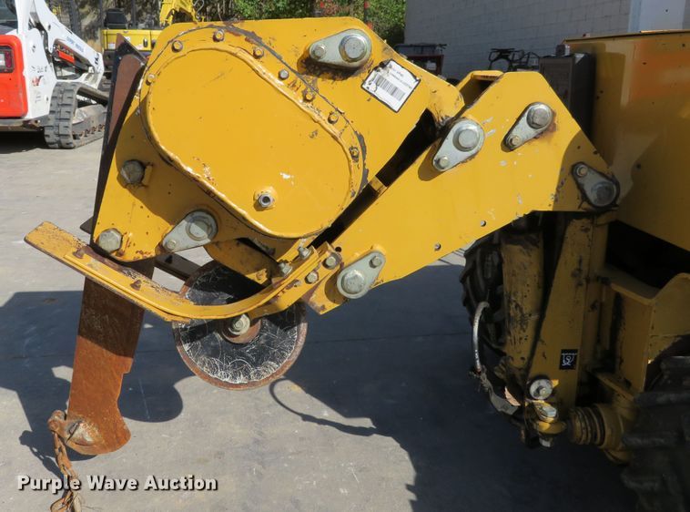 image for item GI9232 2014 Vermeer LM42  cable plow