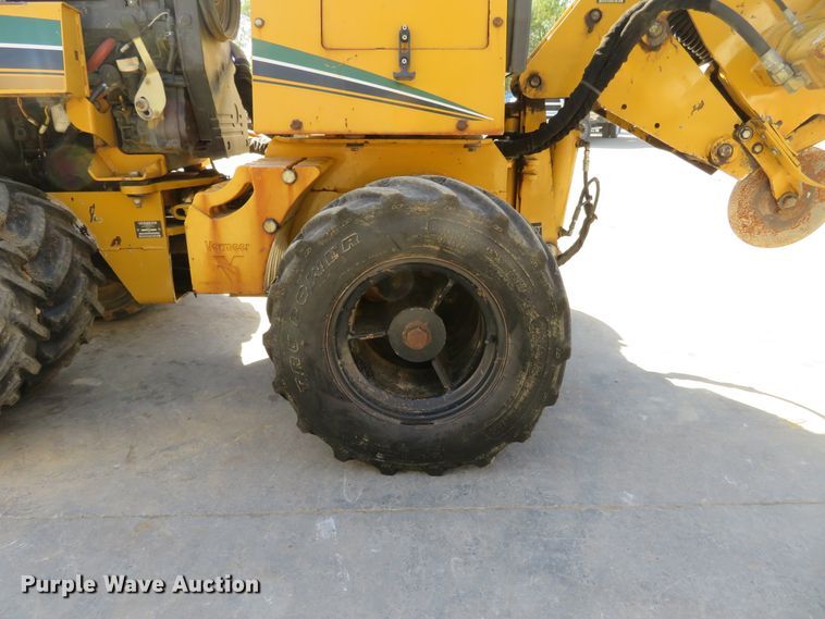 image for item GI9232 2014 Vermeer LM42  cable plow