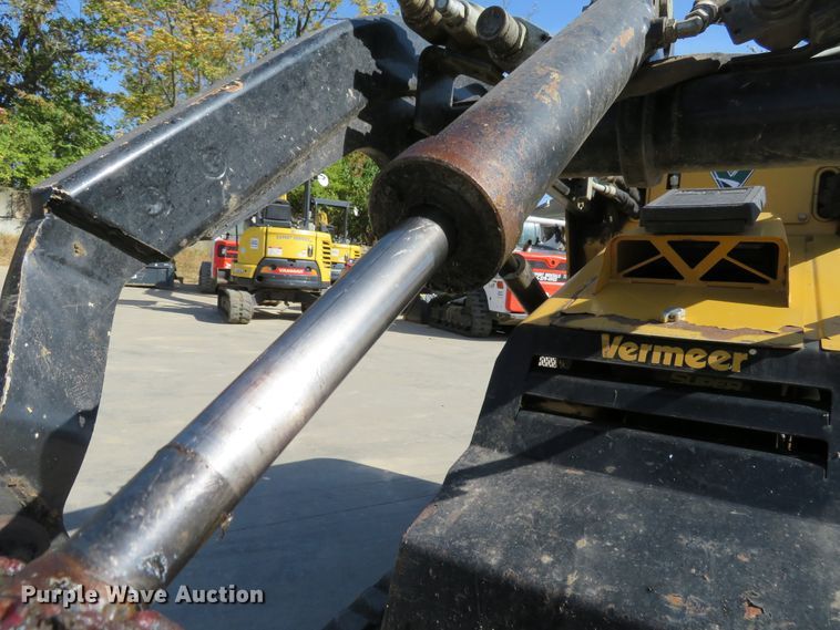 image for item GI9233 2016 Vermeer S725TX  compact utility loader