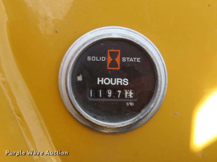 image for item GI9233 2016 Vermeer S725TX  compact utility loader