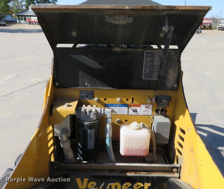 image for item GI9233 2016 Vermeer S725TX  compact utility loader