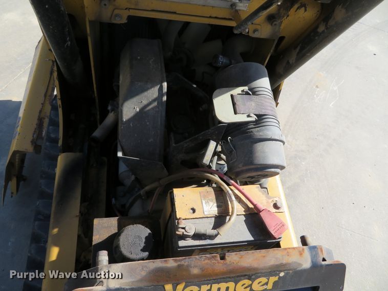 image for item GI9233 2016 Vermeer S725TX  compact utility loader