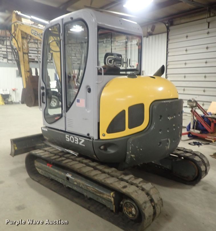 image for item GN9180 2005 Gehl 503Z  mini excavator