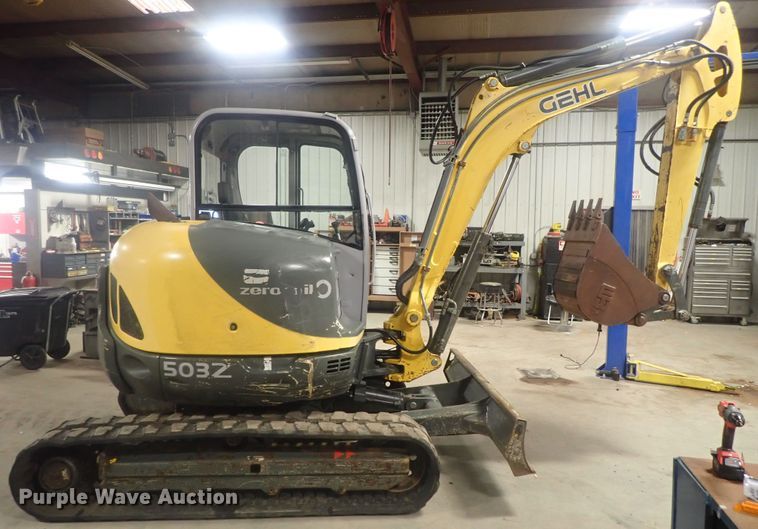 image for item GN9180 2005 Gehl 503Z  mini excavator