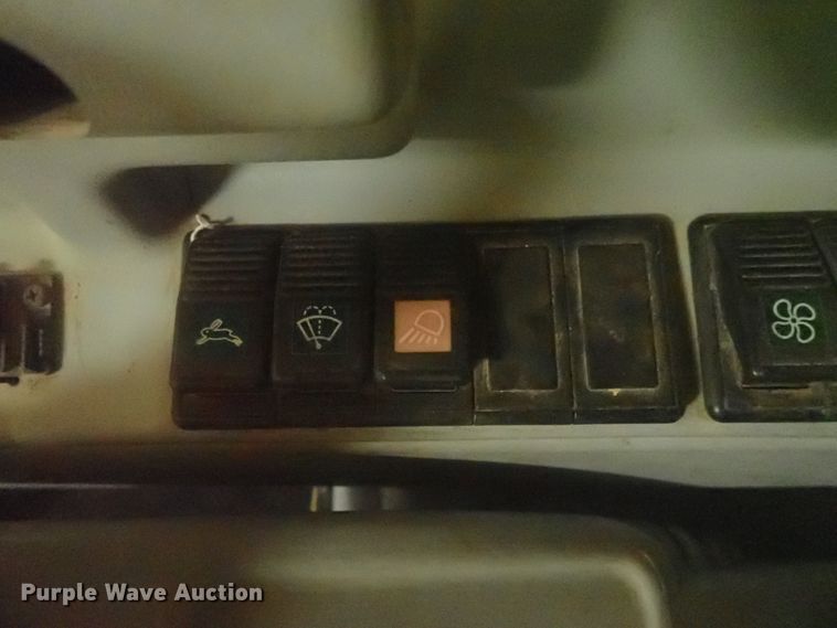 image for item GN9180 2005 Gehl 503Z  mini excavator