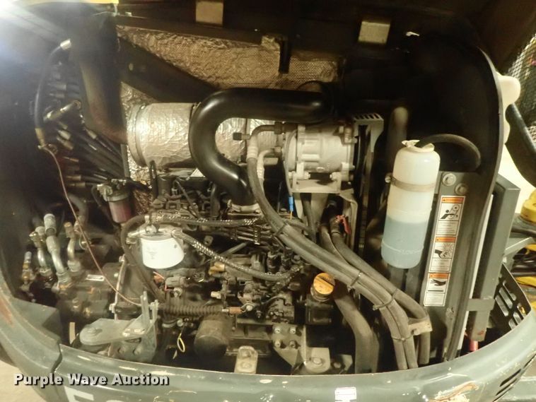 image for item GN9180 2005 Gehl 503Z  mini excavator