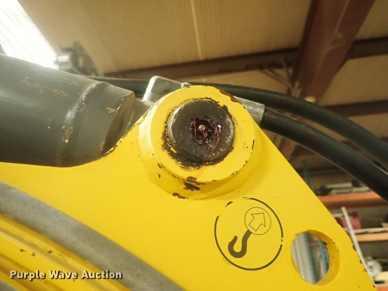 image for item GN9180 2005 Gehl 503Z  mini excavator