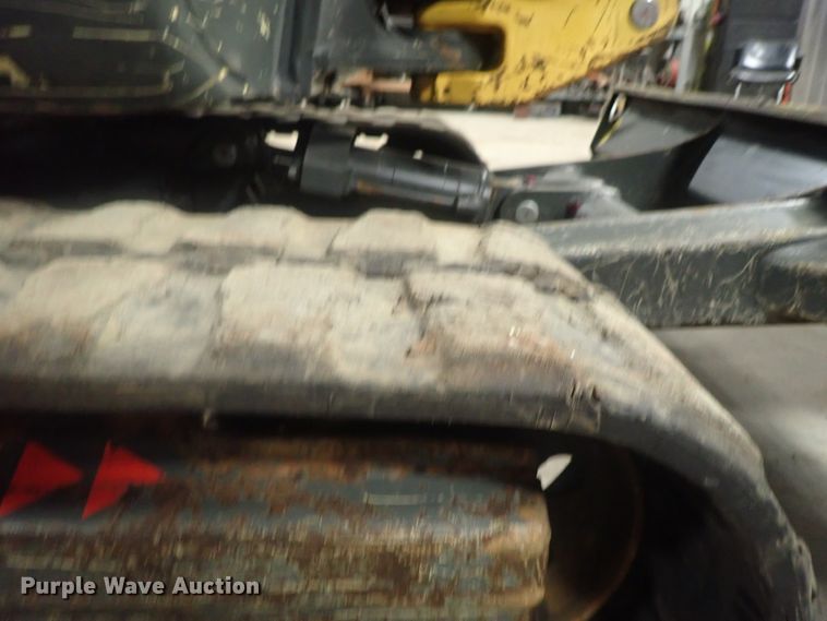 image for item GN9180 2005 Gehl 503Z  mini excavator