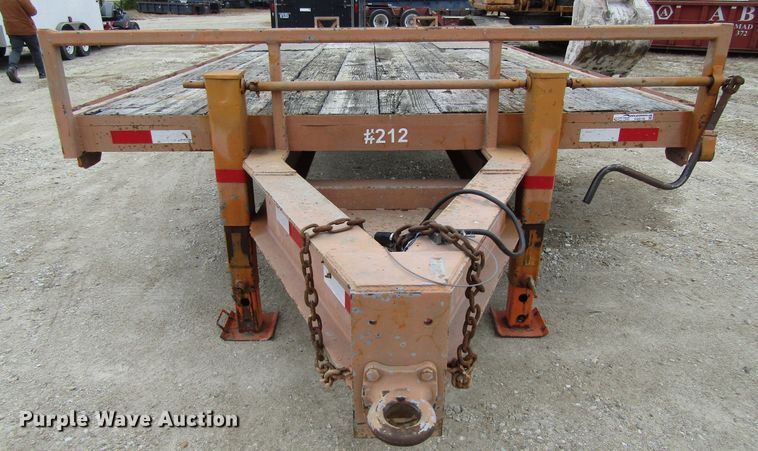 image for item GQ9192 1994 Heritage equipment trailer