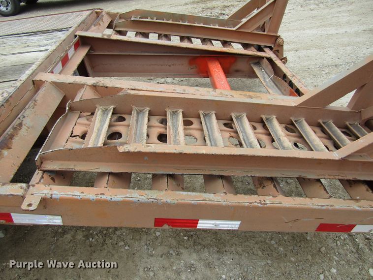 image for item GQ9192 1994 Heritage equipment trailer