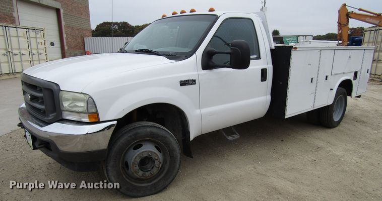 image for item GQ9193 2004 Ford F450 Super Duty  utility truck