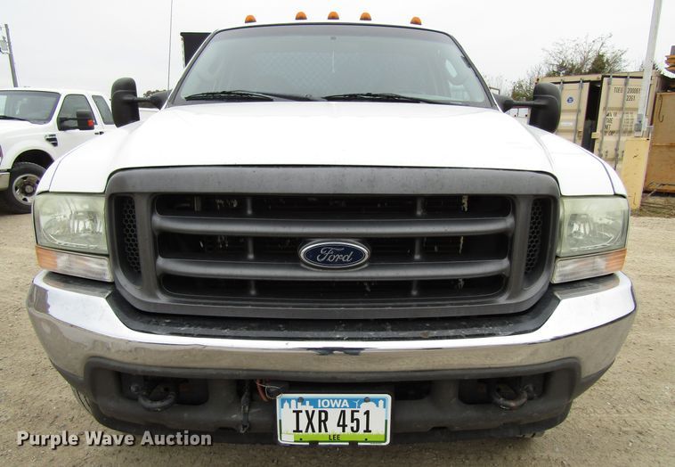 image for item GQ9193 2004 Ford F450 Super Duty  utility truck