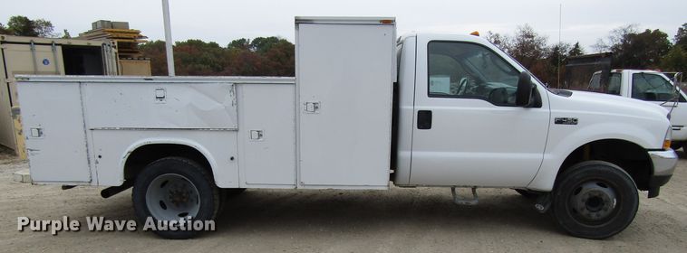 image for item GQ9193 2004 Ford F450 Super Duty  utility truck