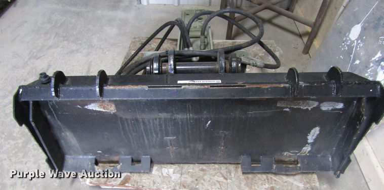 image for item GQ9196 Skid steer breaker