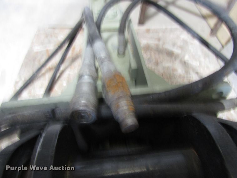 image for item GQ9196 Skid steer breaker