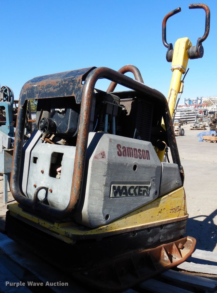 image for item GQ9816 Wacker plate compactor