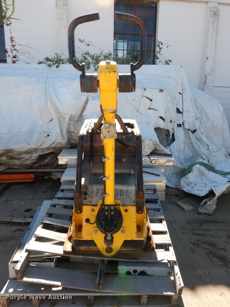 image for item GQ9816 Wacker plate compactor