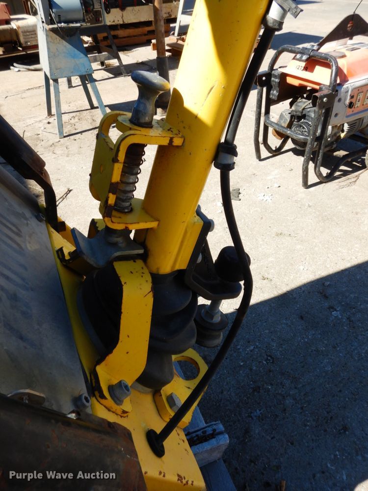 image for item GQ9816 Wacker plate compactor