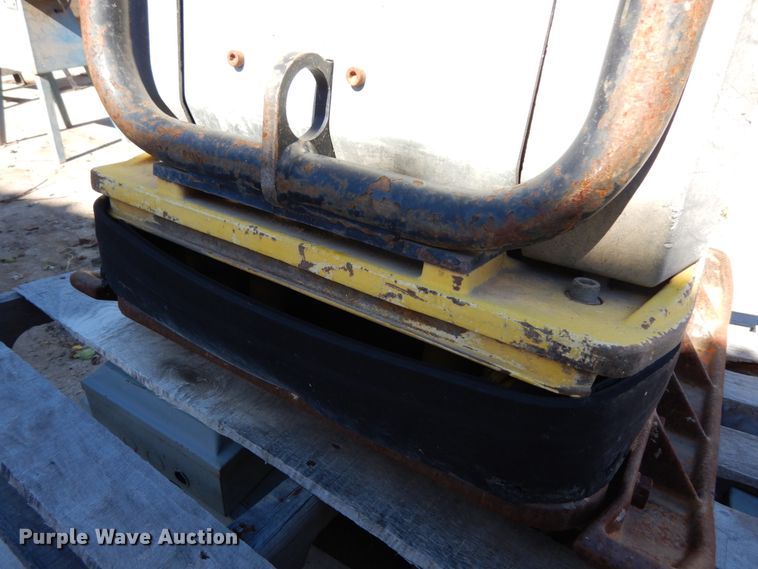 image for item GQ9816 Wacker plate compactor