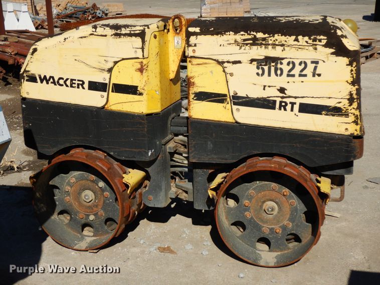 image for item GQ9822 2004 Wacker RT  vibratory trench compactor