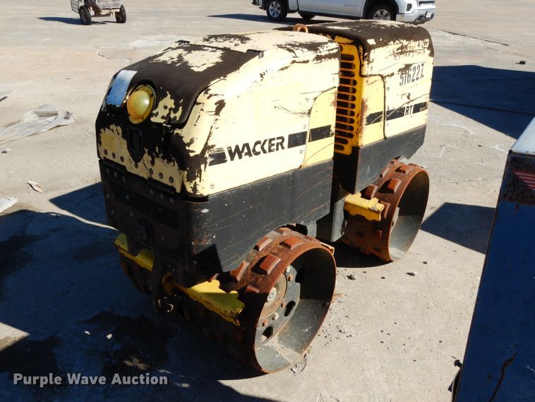 image for item GQ9822 2004 Wacker RT  vibratory trench compactor