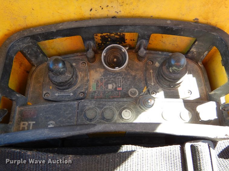 image for item GQ9822 2004 Wacker RT  vibratory trench compactor