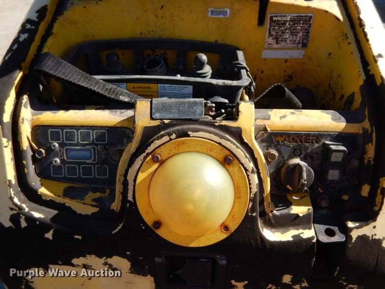 image for item GQ9822 2004 Wacker RT  vibratory trench compactor