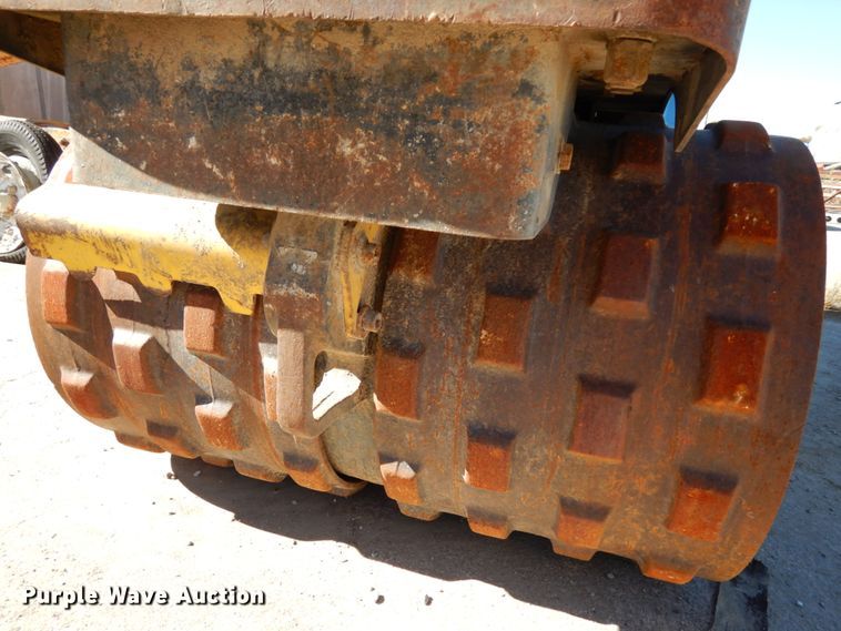 image for item GQ9822 2004 Wacker RT  vibratory trench compactor