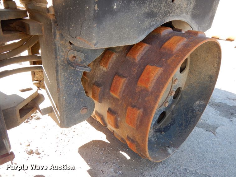 image for item GQ9822 2004 Wacker RT  vibratory trench compactor