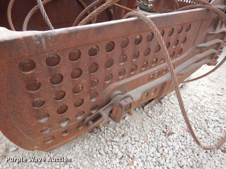 image for item GQ9830 Hedrix drag line bucket