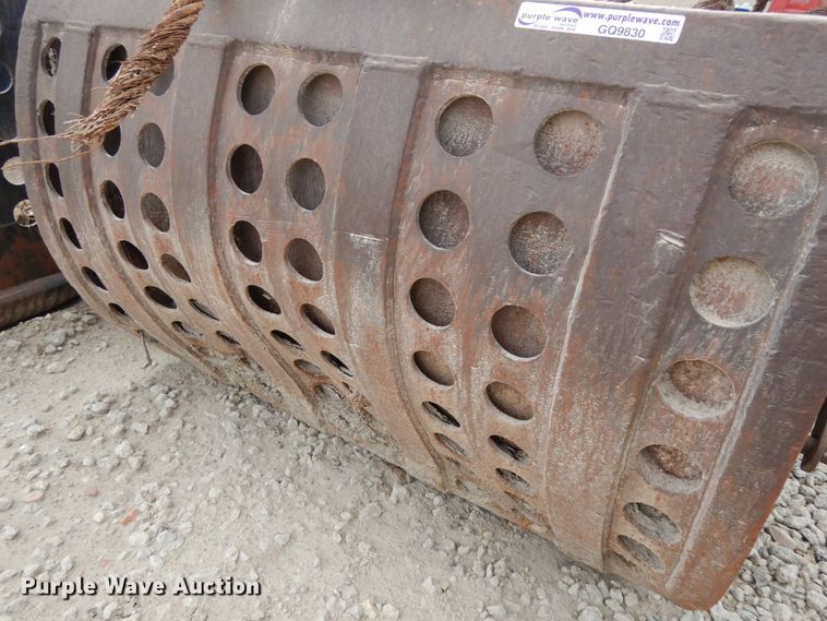 image for item GQ9830 Hedrix drag line bucket