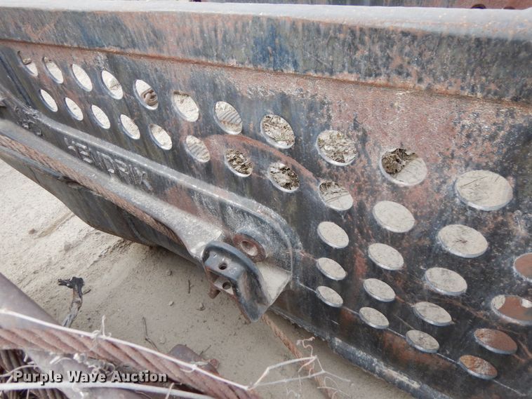 image for item GQ9831 Hendrix drag line bucket