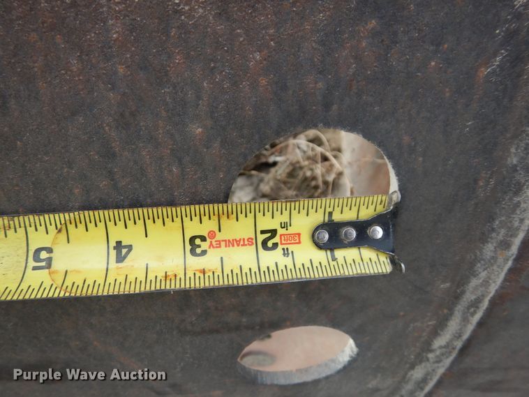 image for item GQ9831 Hendrix drag line bucket