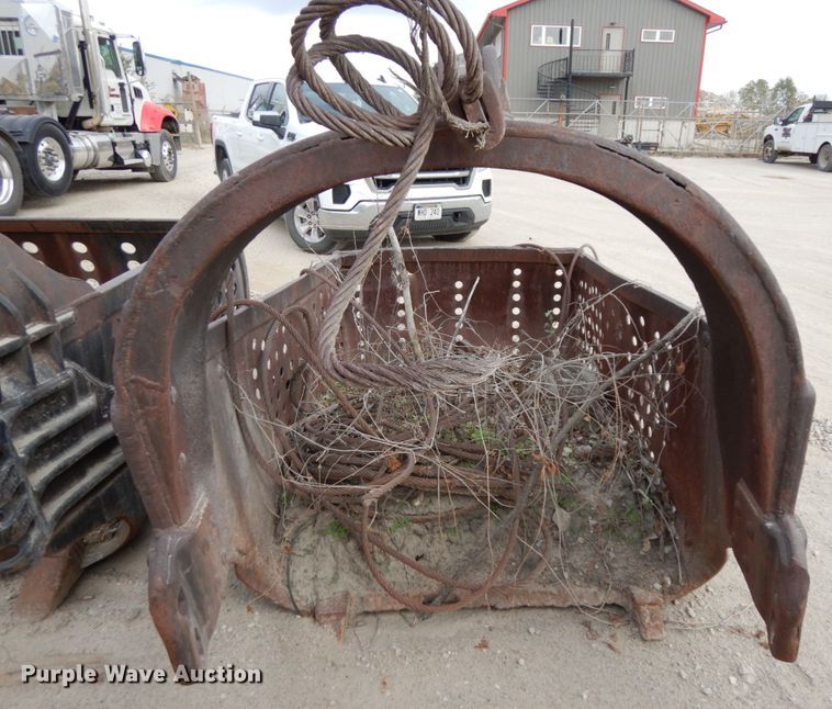 image for item GQ9832 Omaha Drake Williams drag line bucket