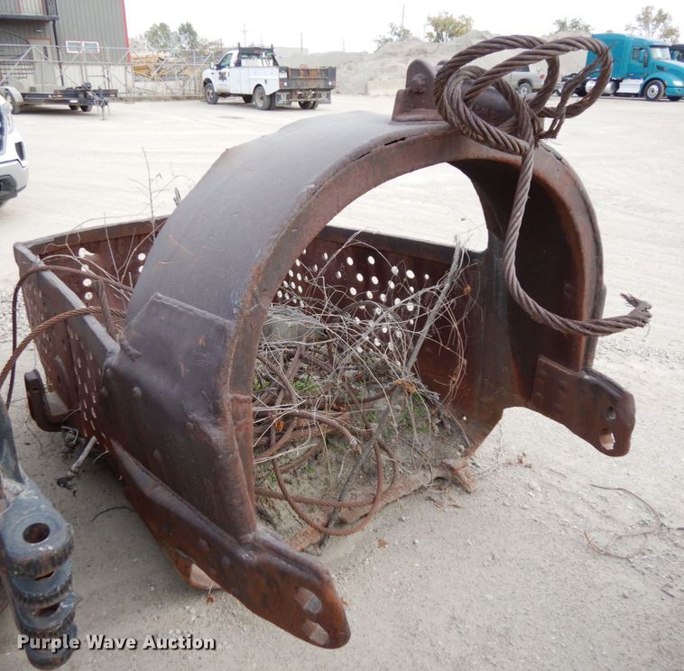 image for item GQ9832 Omaha Drake Williams drag line bucket