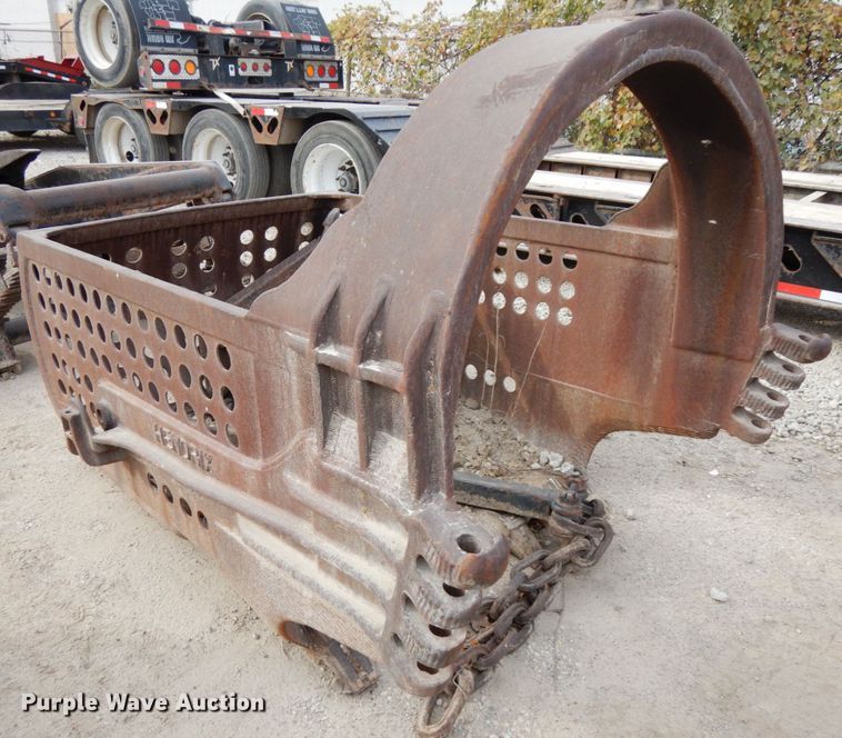 image for item GQ9833 Hendrix drag line bucket