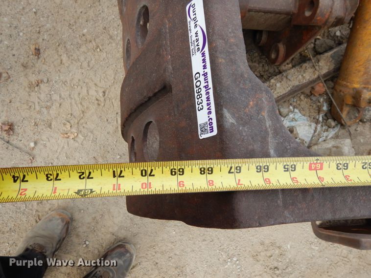 image for item GQ9833 Hendrix drag line bucket